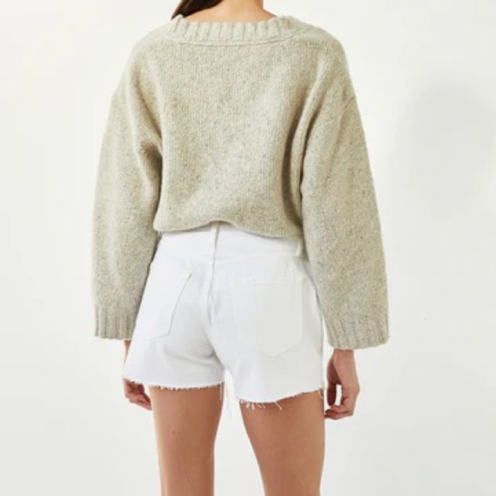 Frame Denim Le Simone Shorts in Rumpled Blanc Grind - Picture 4 of 12